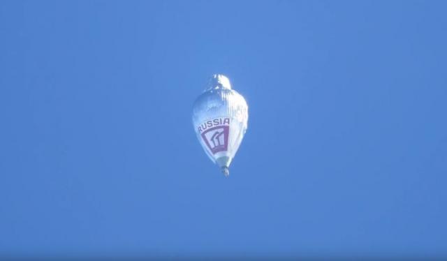 Rus oborio rekord u letenju balonom (VIDEO)